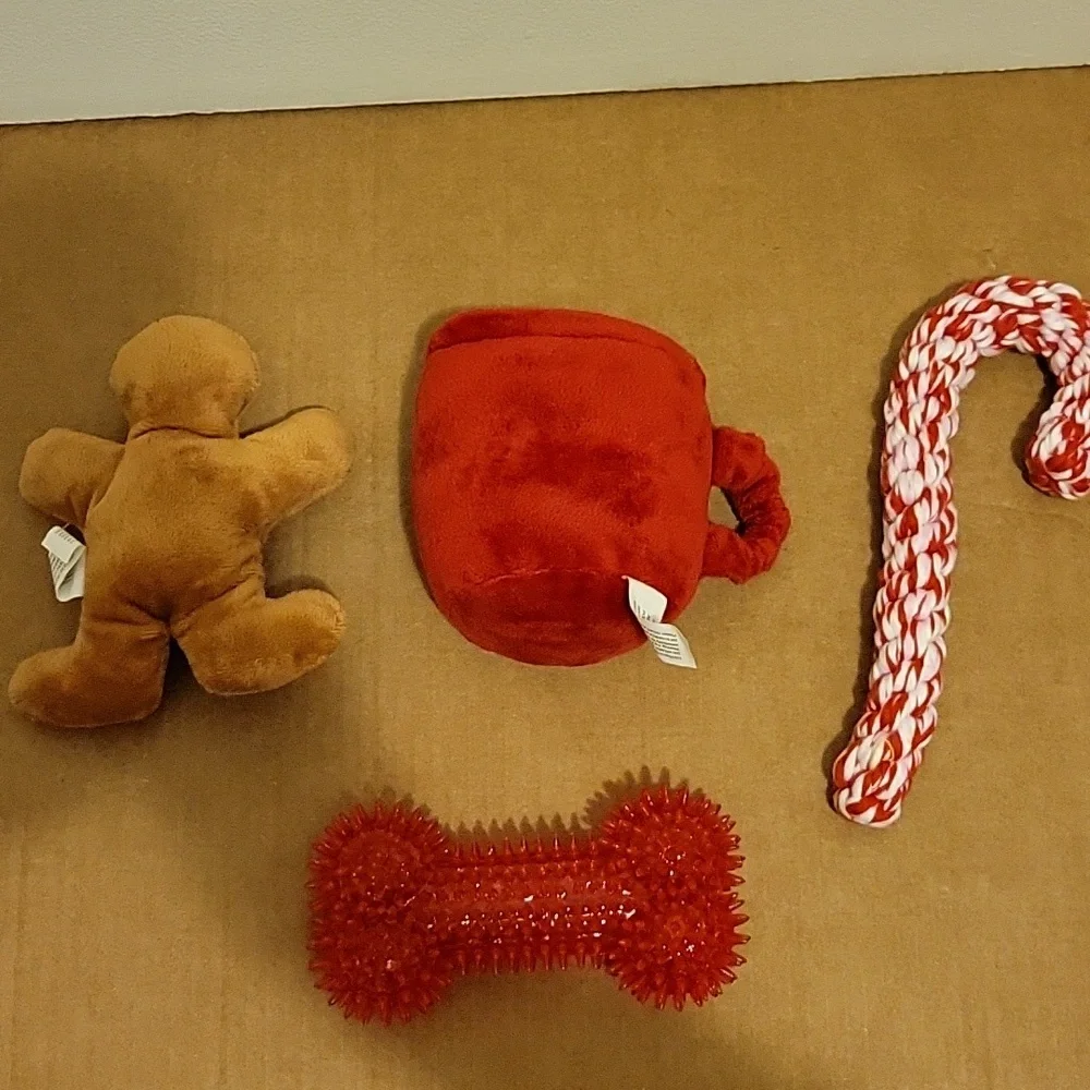 New In Box: PetShoppe 4 Piece Dog Toy Gift Set
